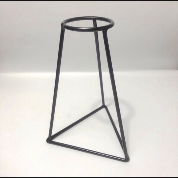 Black Modern Wire Flower Vase Home Decor - Picture 4 of 5